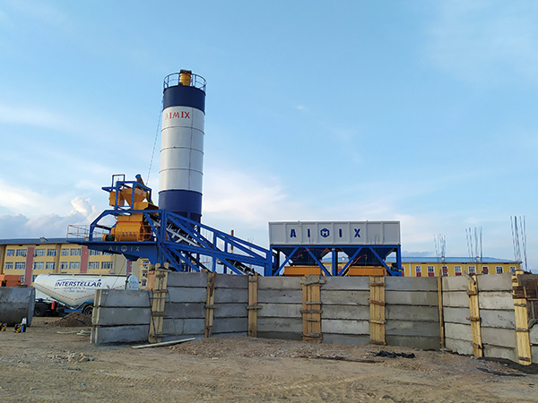 AJY-35 mini mobile type concrete plant in Uzbekistan
