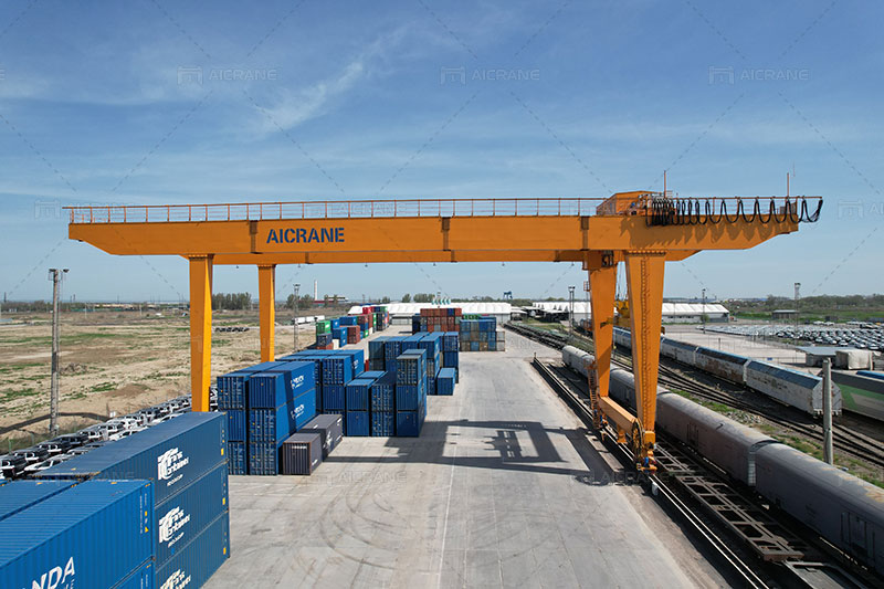 rail mounted container gantry crane