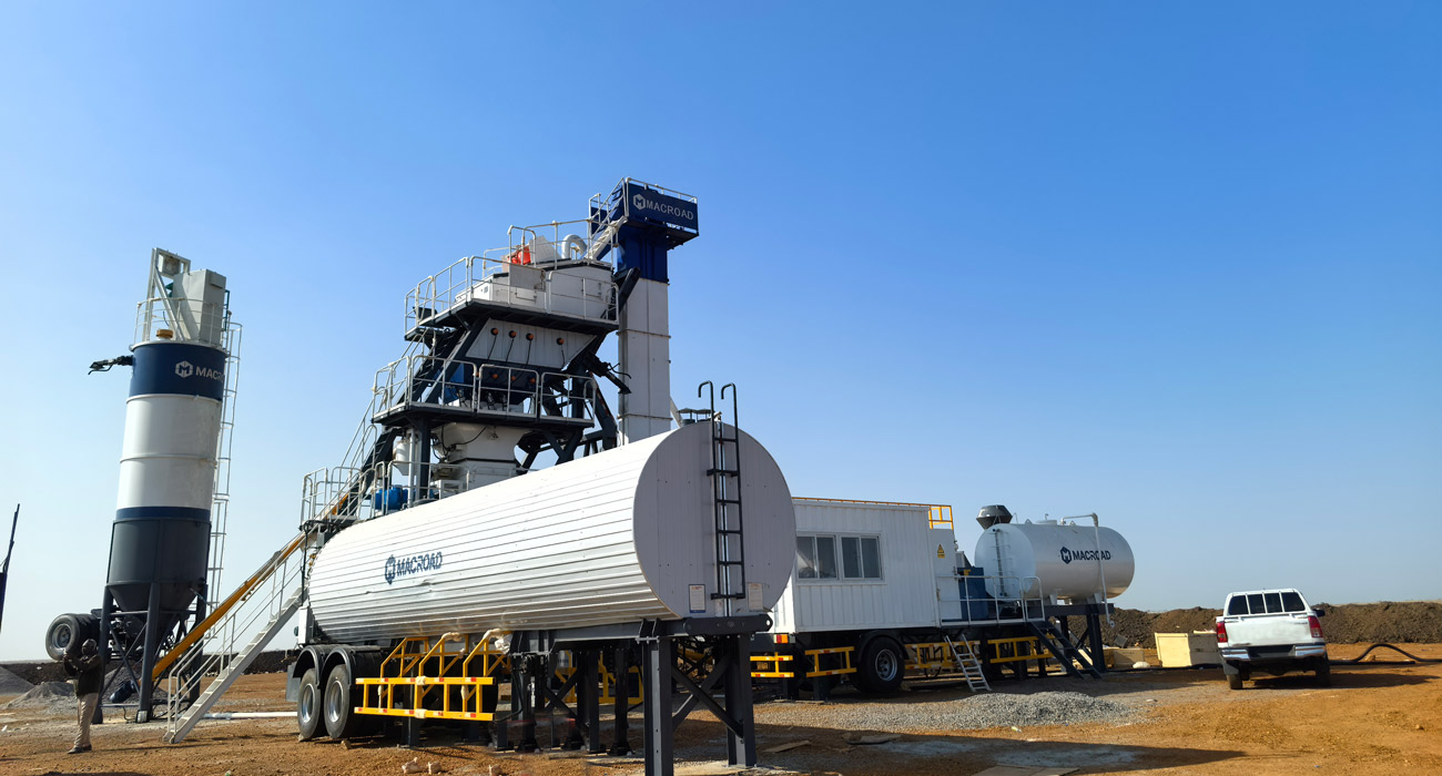 Mobile asphalt batching plant ALYQ100 100tph on site for Sudan infrastructure development